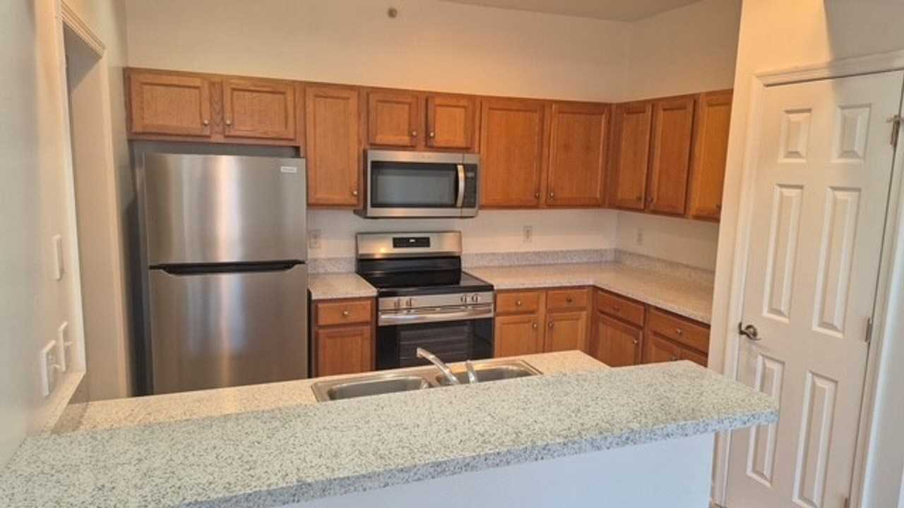 635-675 Woodbrook Drive - Photo 2 of 16