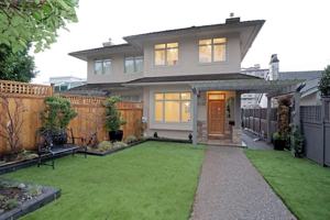 featured image of 2376 Marine Dr