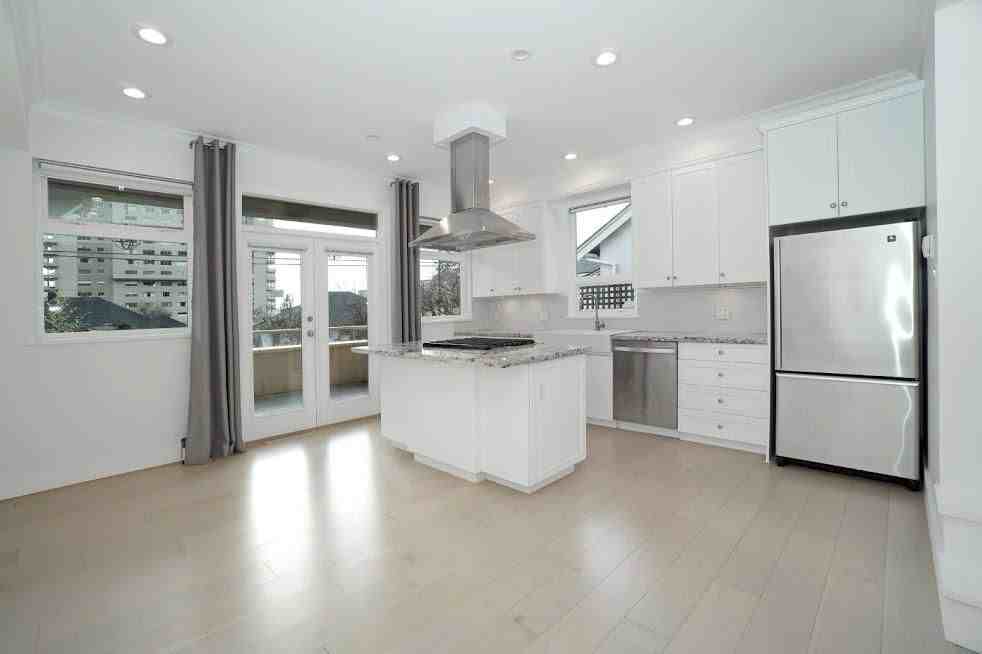 2376 Marine Dr - Photo 3 of 13