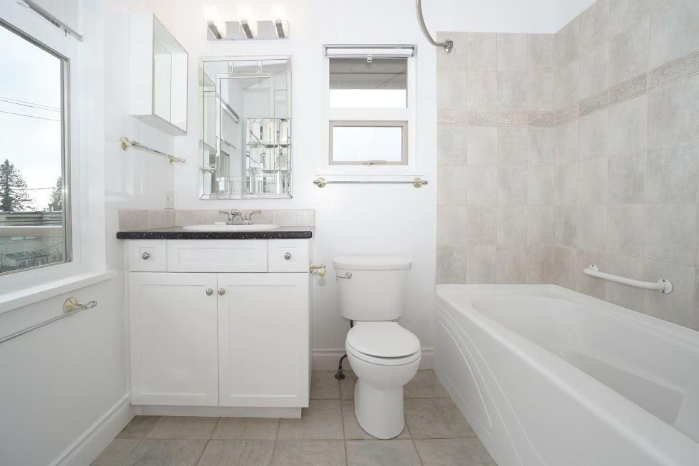 2376 Marine Dr - Photo 5 of 13