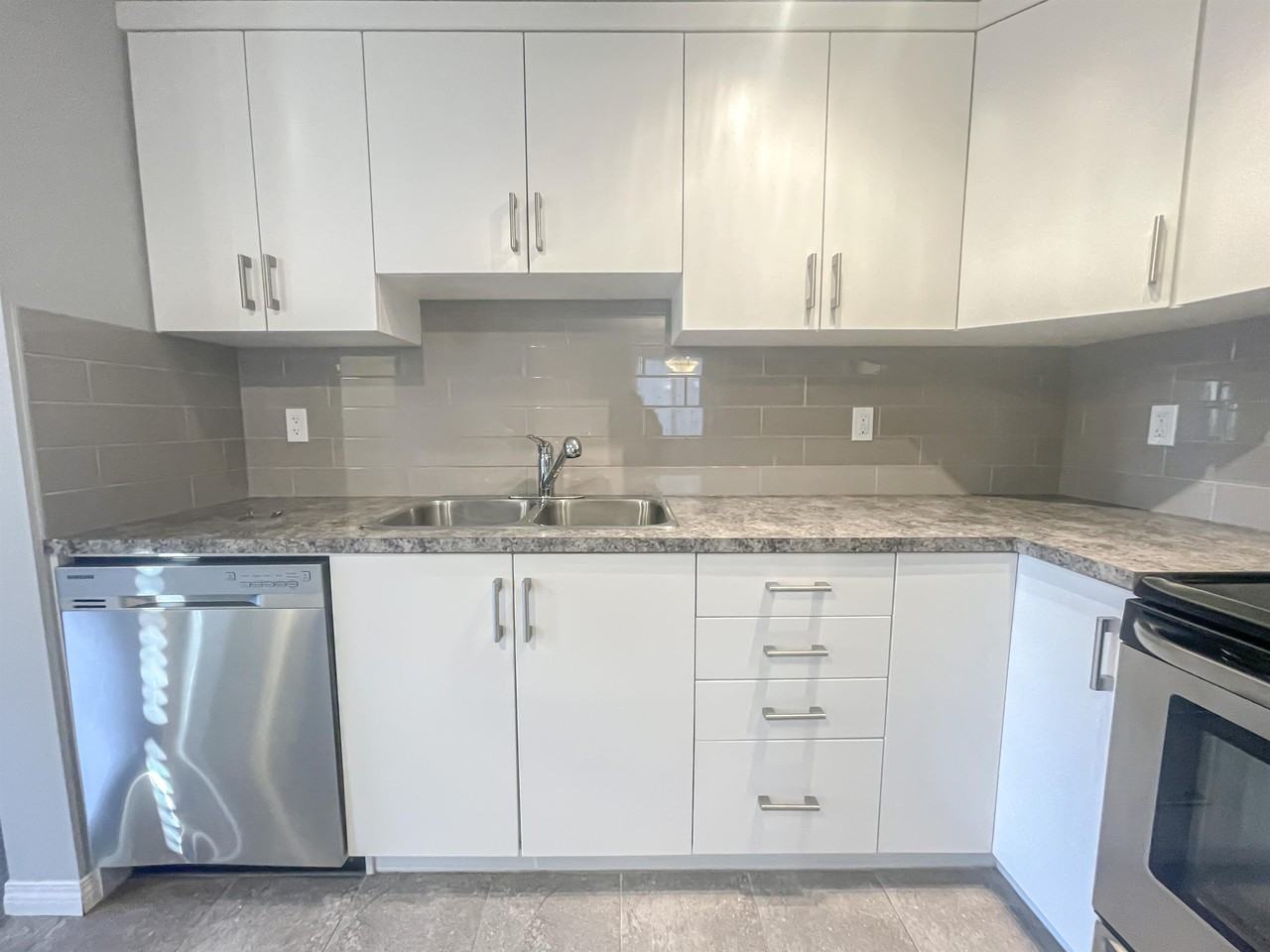 160 Cityscape Row Ne - Photo 6 of 37