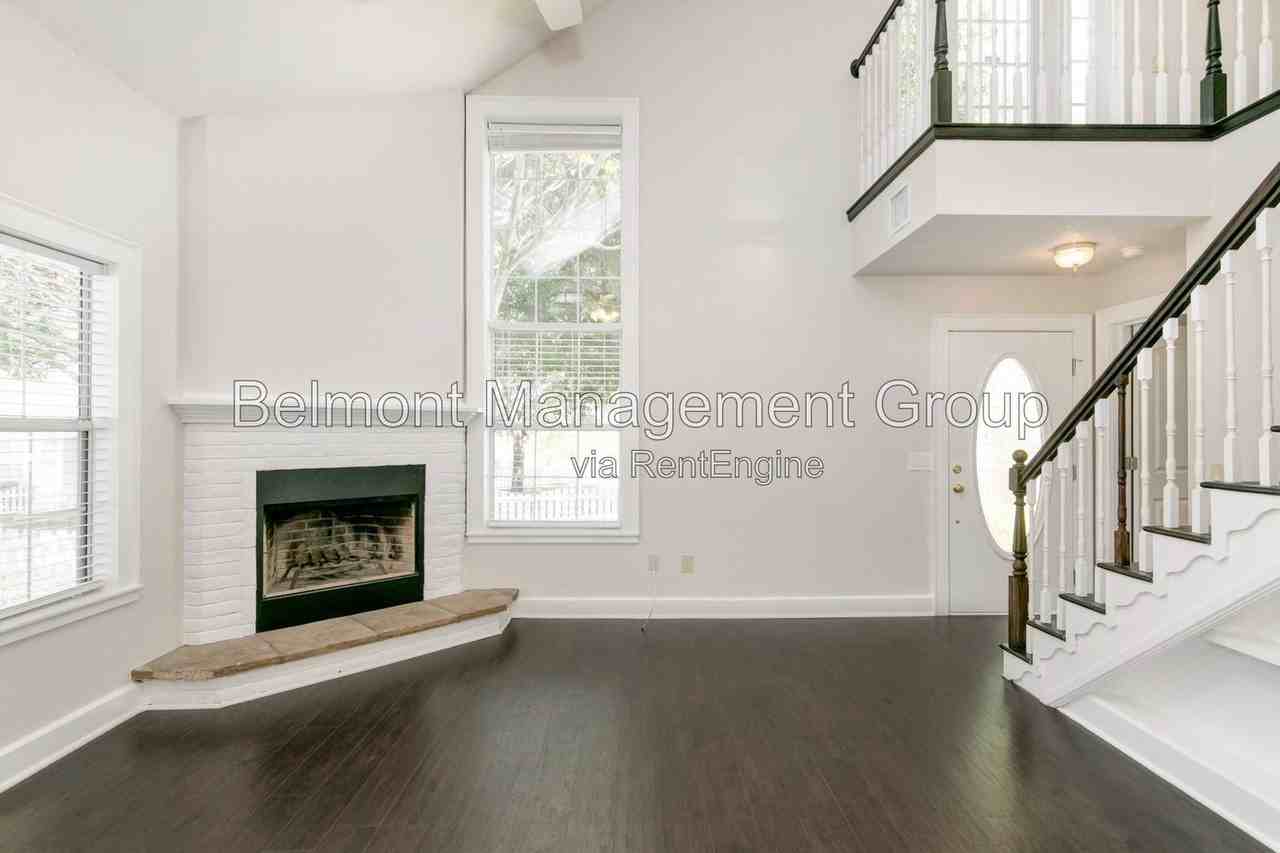 933 Lake Elsie Dr - Photo 6 of 30