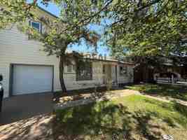 featured image of 4301 Parker St