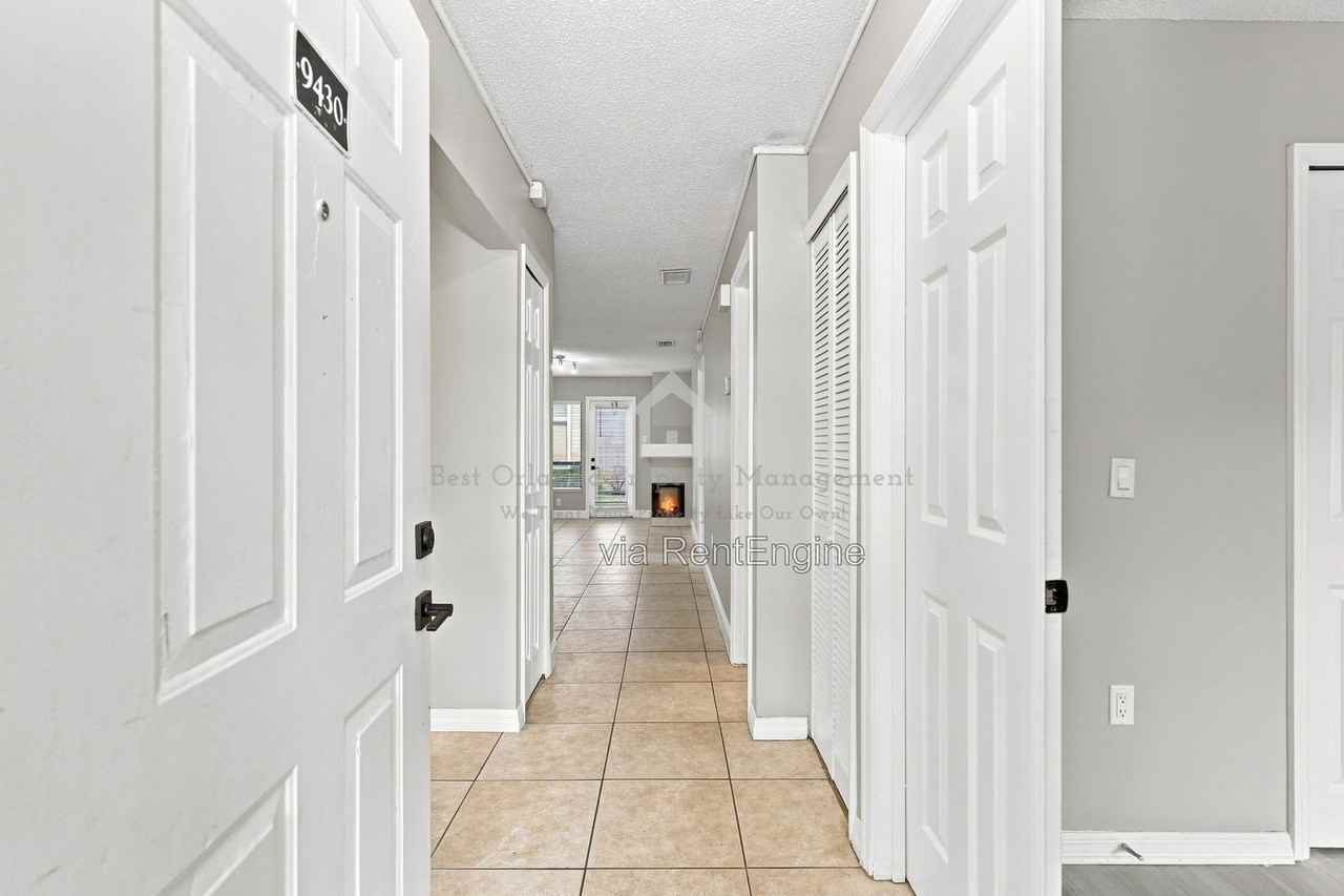 9430 Torrington Ave #1 - Photo 4 of 29