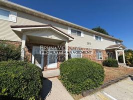 featured image of 3610 Kelly Cir #B
