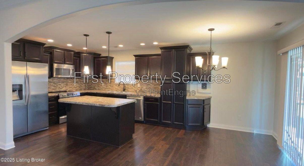11548 Independence Way - Photo 4 of 12