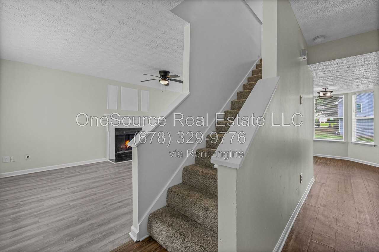 3727 Conley Downs Ln - Photo 5 of 33