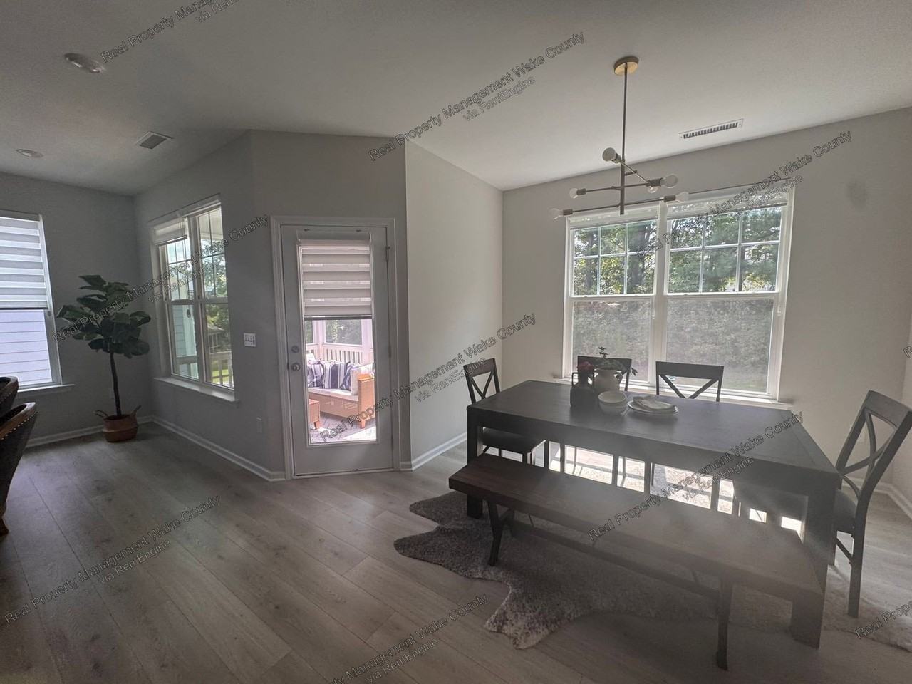 1645 Wilde Bnd - Photo 3 of 32