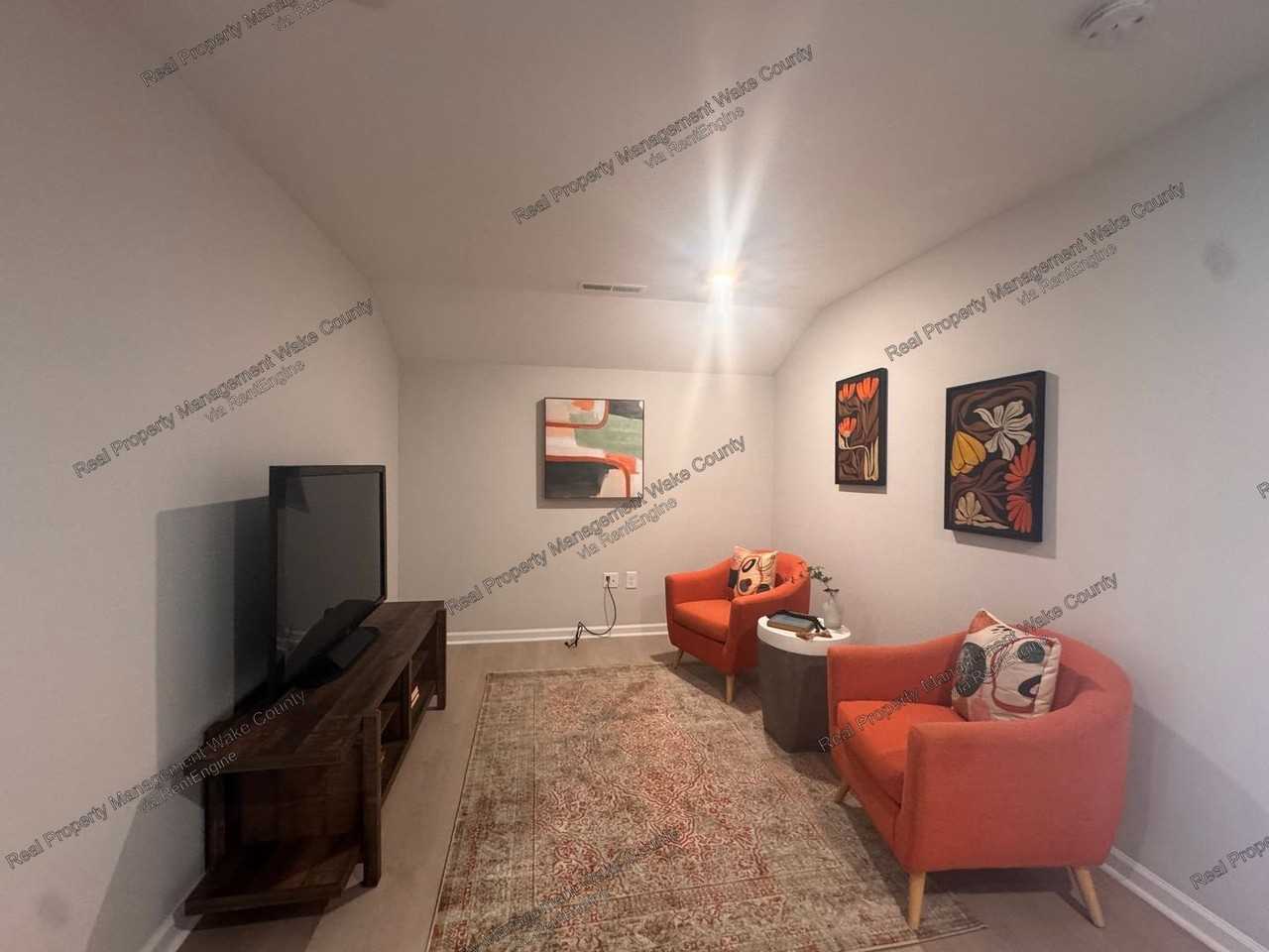 1645 Wilde Bnd - Photo 4 of 32