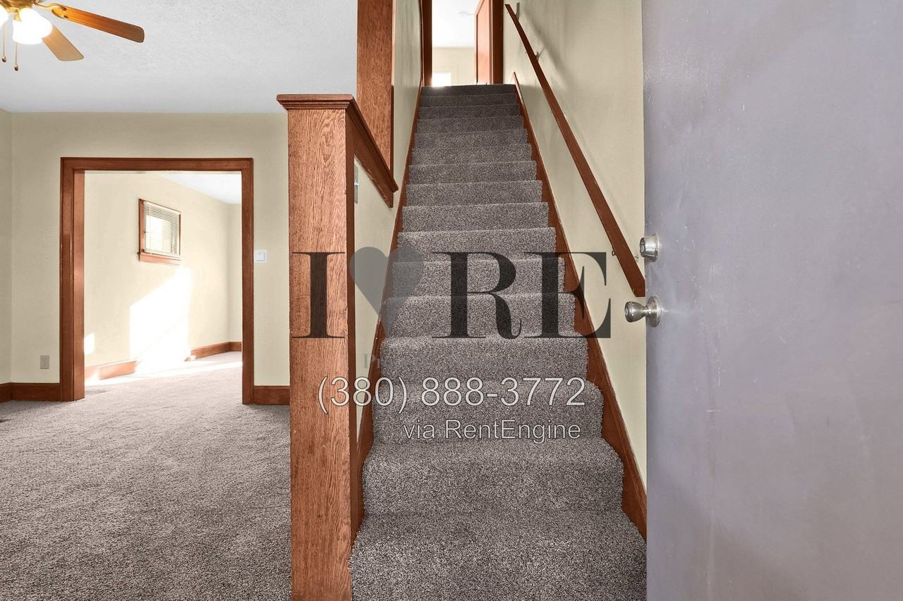 1269 E Livingston Ave - Photo 2 of 15