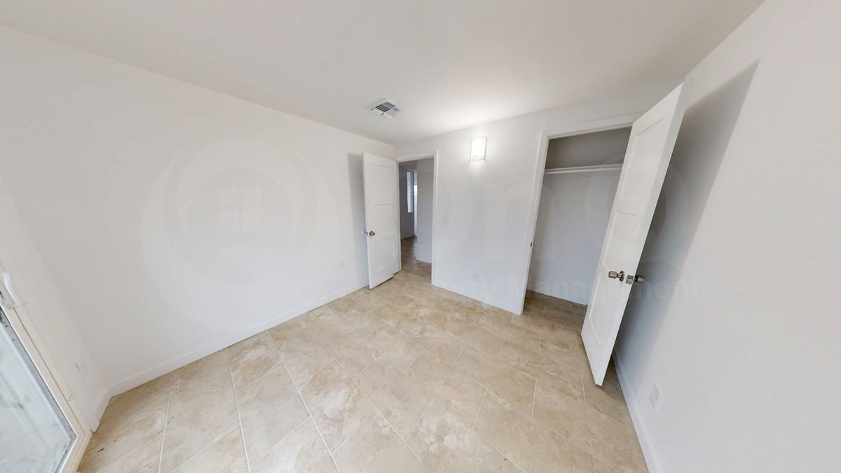 1818 S Van Buren Ave - Photo 7 of 12