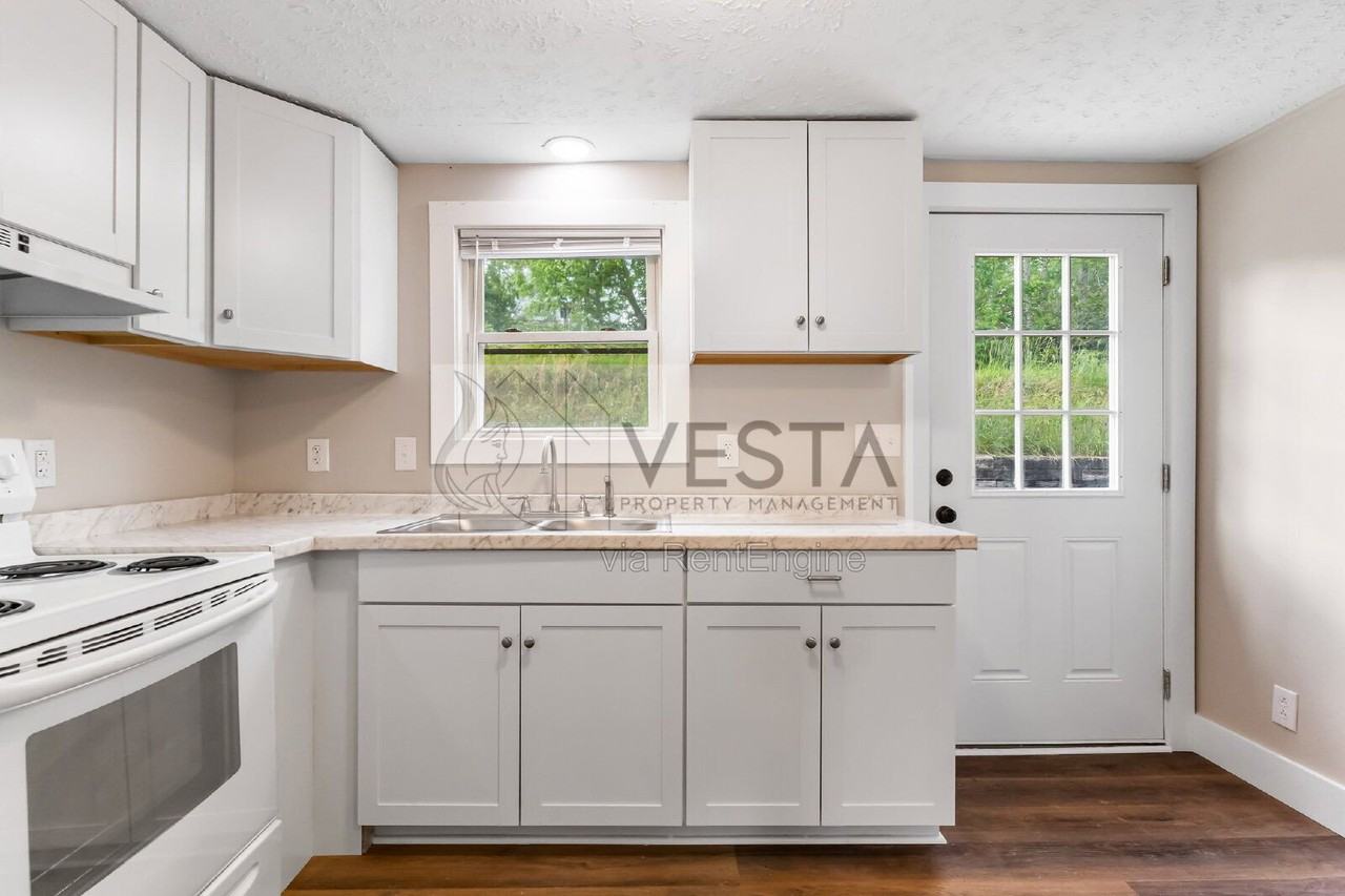 26 Reid St #3 - Photo 4 of 14