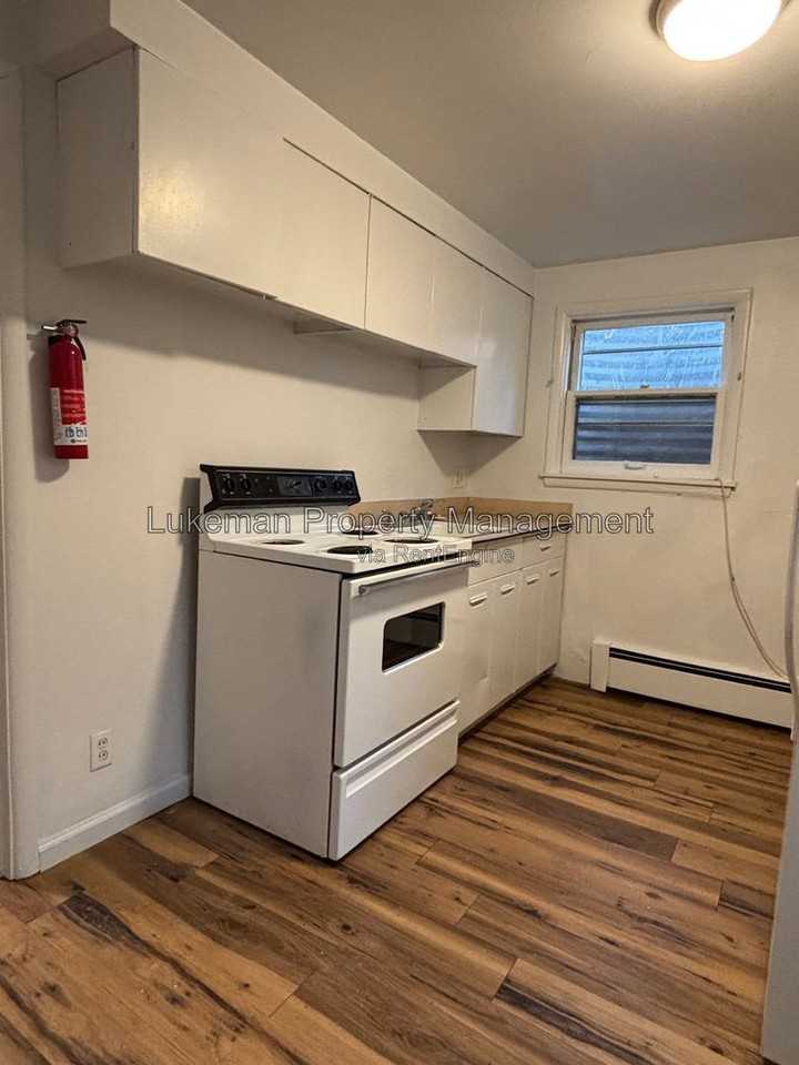 114 Espanola Ave #6 - Photo 7 of 11