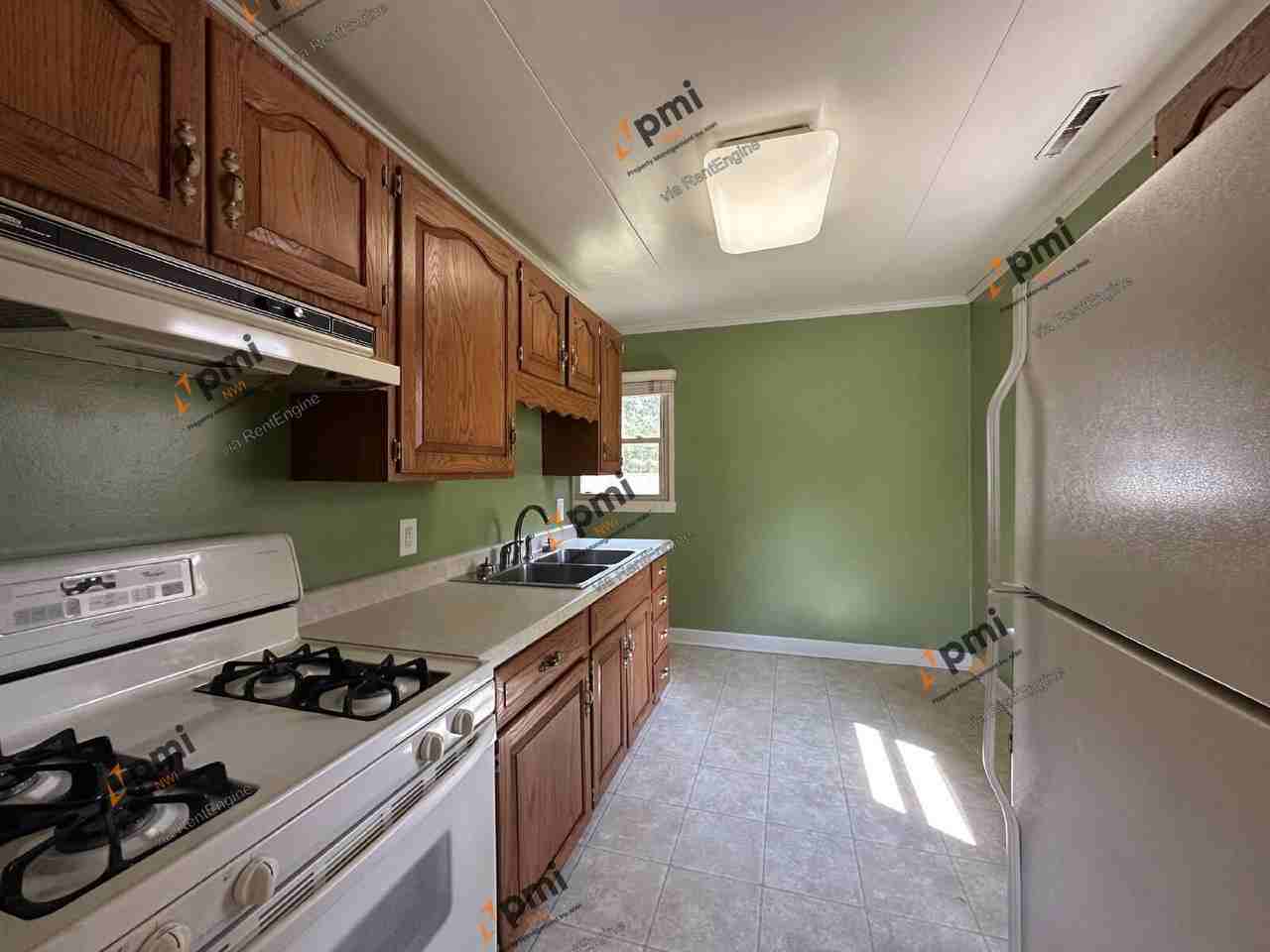 1708 Napoleon St - Photo 5 of 19