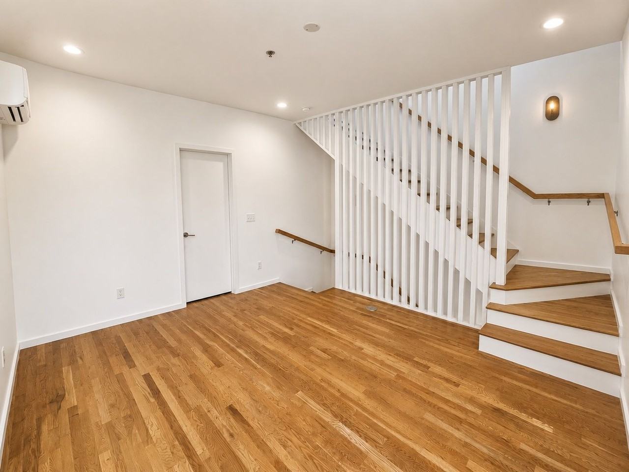 76 E 17th St - Photo 5 of 14