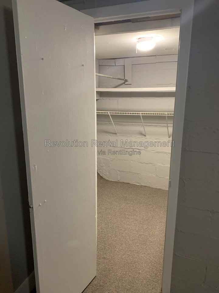 138 Tye St Se #3 - Photo 4 of 11