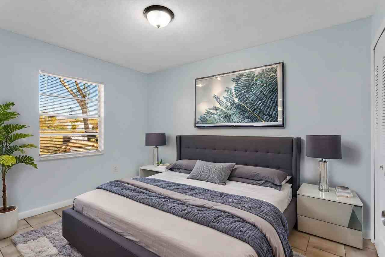 3201 Pershing St - Photo 4 of 10