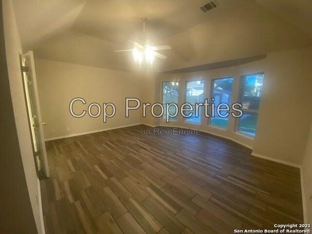 5115 Sagail Pl - Photo 4 of 23