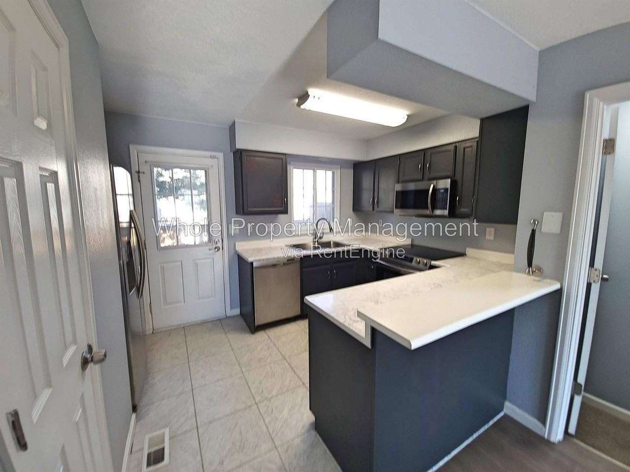 10922 Bayfield Way - Photo 5 of 27