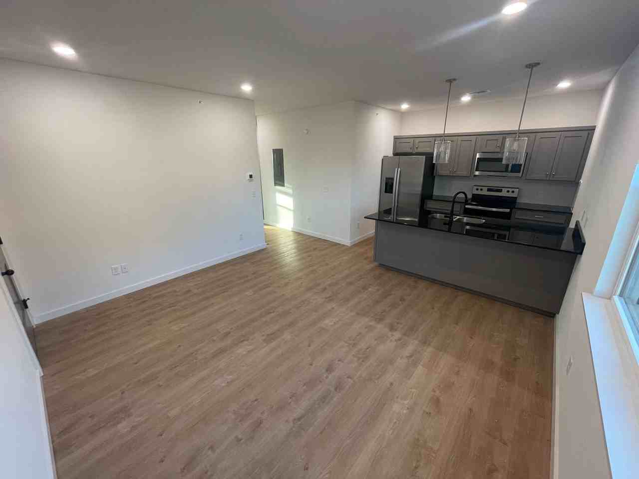 Shire Pointe - Photo 4 of 13