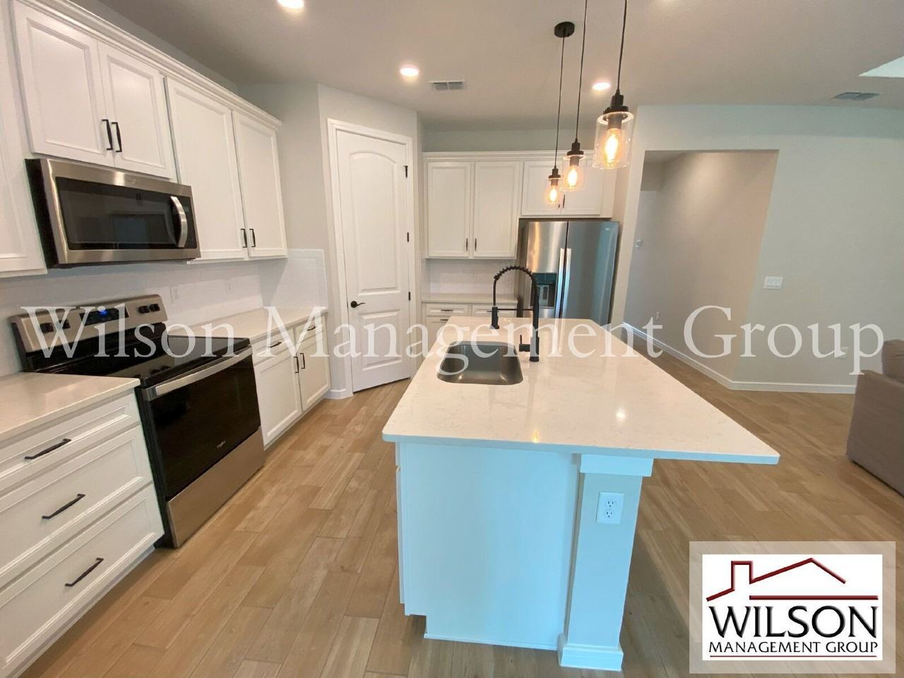 3009 Green Park Dr - Photo 7 of 31