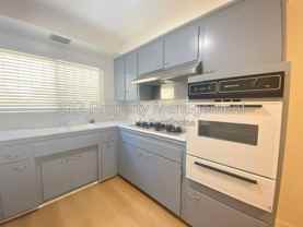 1007 N Louise St #B - Photo 1 of 1