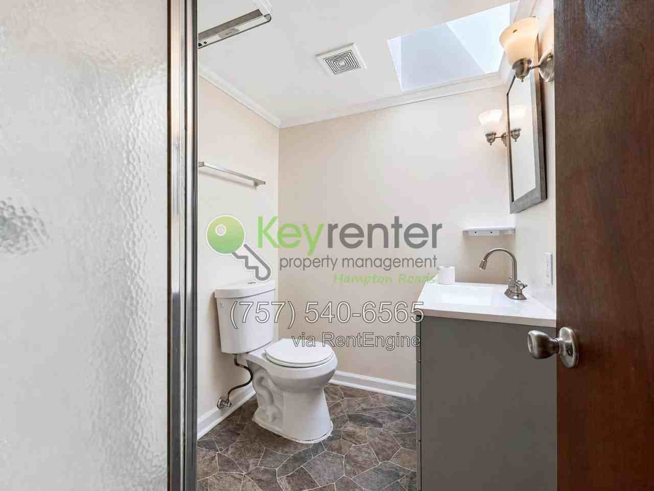 22 Banister Dr - Photo 6 of 29