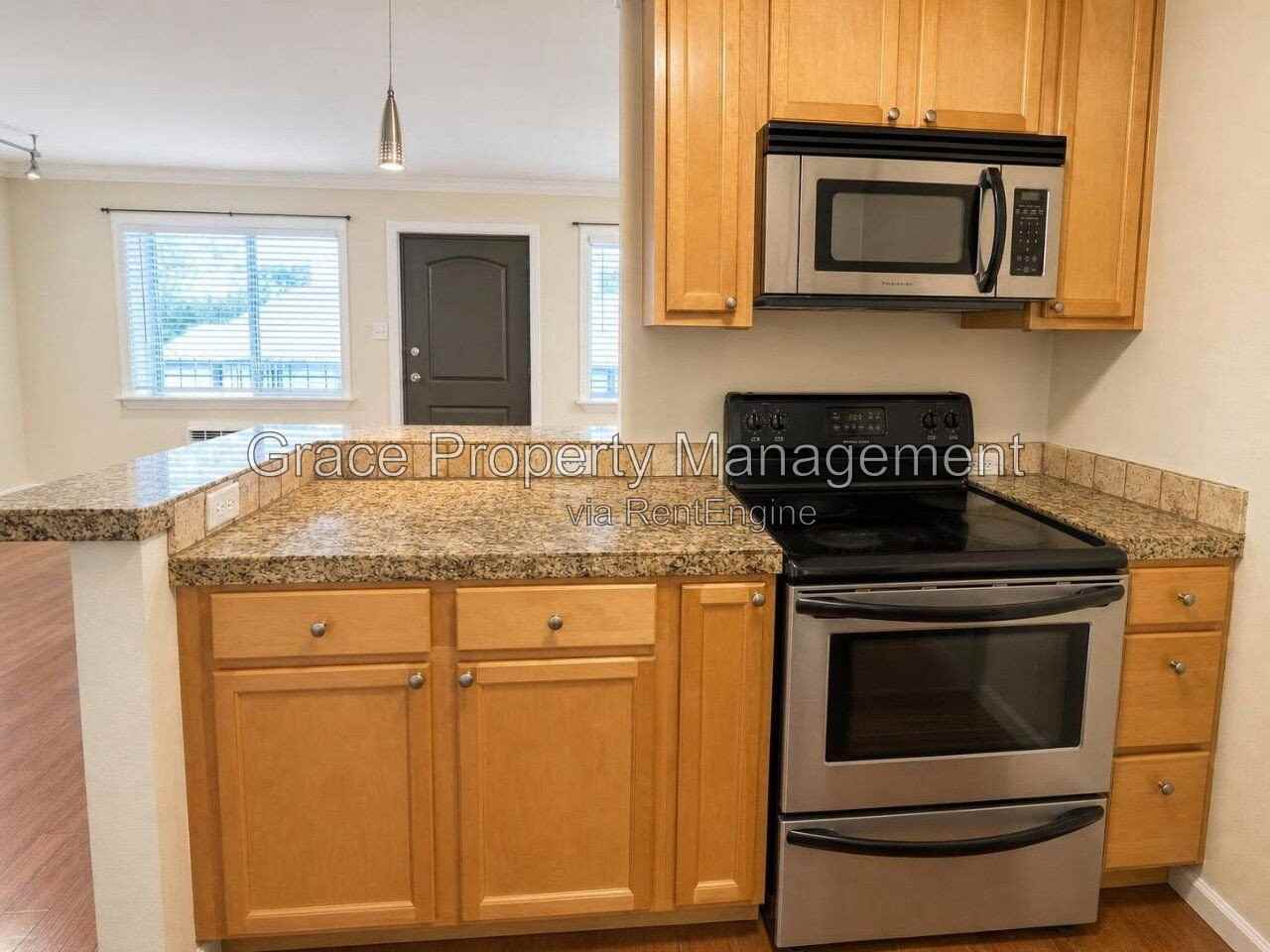 1062 Josephine St #9 - Photo 7 of 18