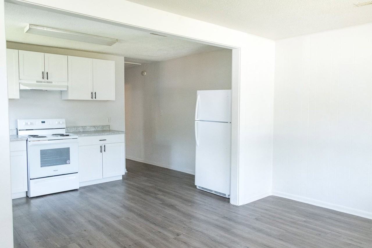 1132 N Hickory St #1134 - Photo 2 of 14