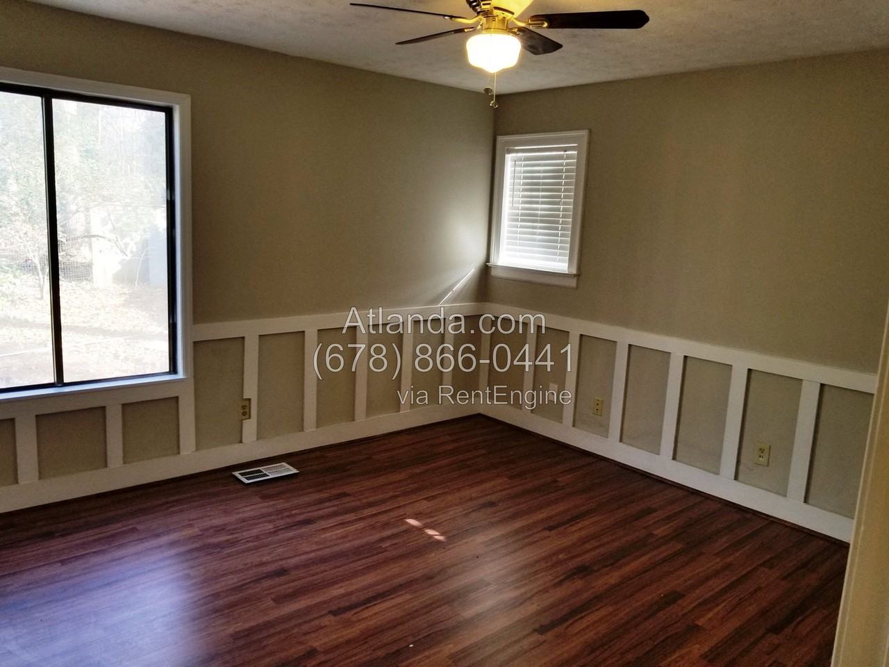 808 Hemingway Rd - Photo 3 of 7