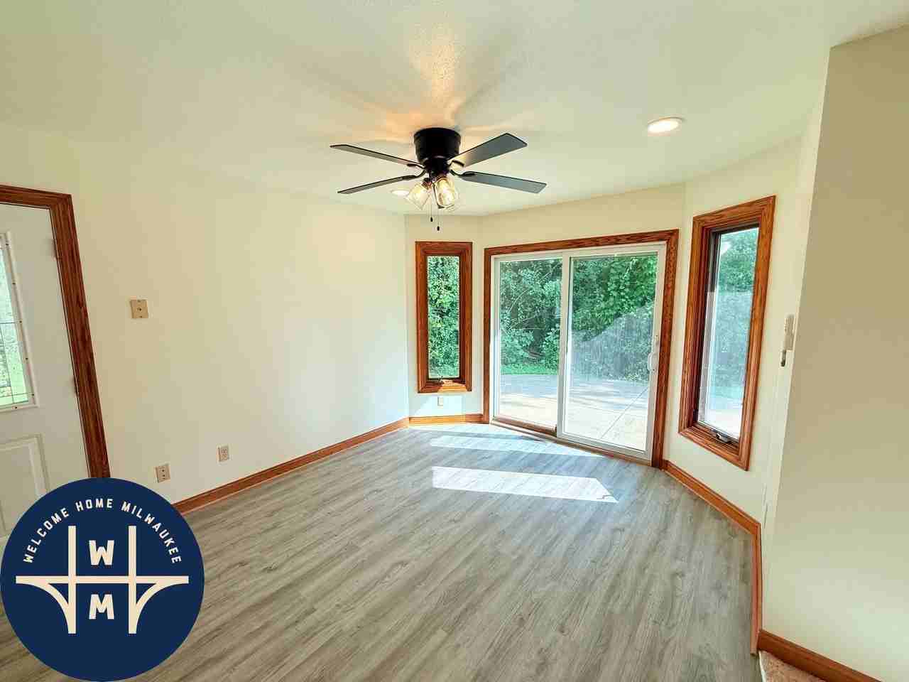 10719 W Calumet Rd - Photo 5 of 20