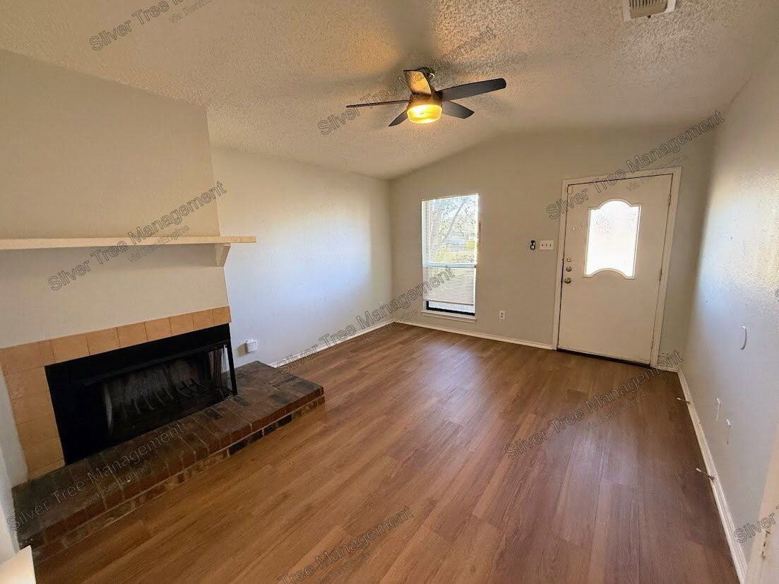6847 S Creek Dr - Photo 5 of 27