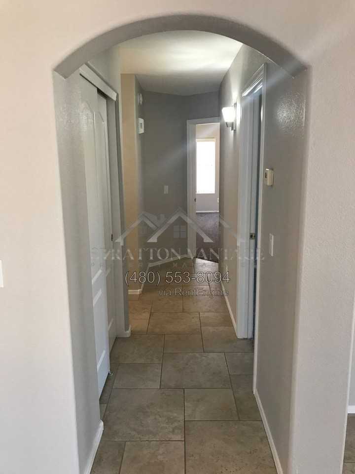 2130 E Fairview St - Photo 5 of 17