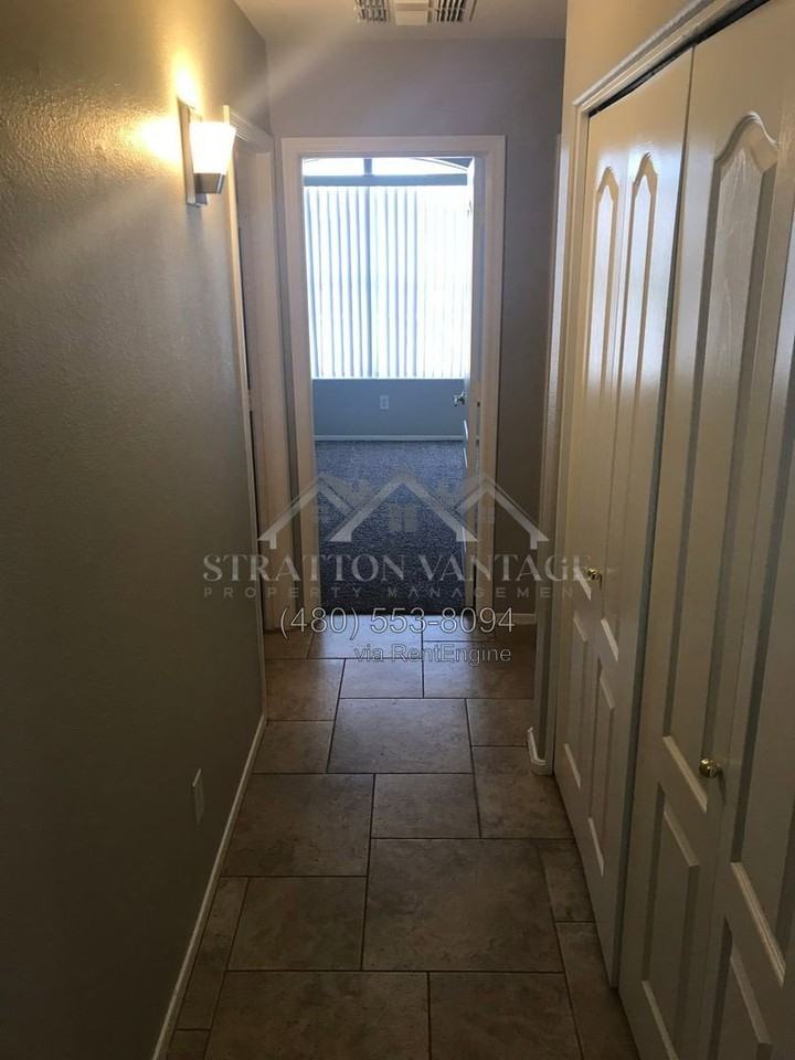 2130 E Fairview St - Photo 6 of 17
