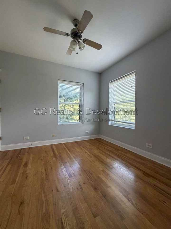 702 Reba Pl #201 - Photo 6 of 11