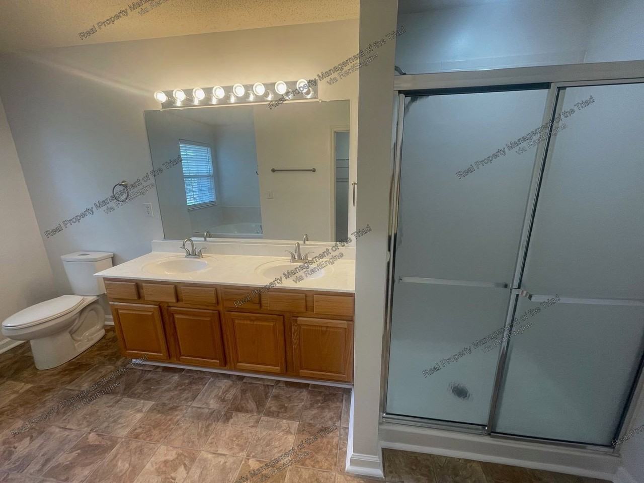 8 Hartsfield Ct - Photo 6 of 21