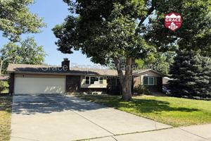 featured image of 1070 Iris St