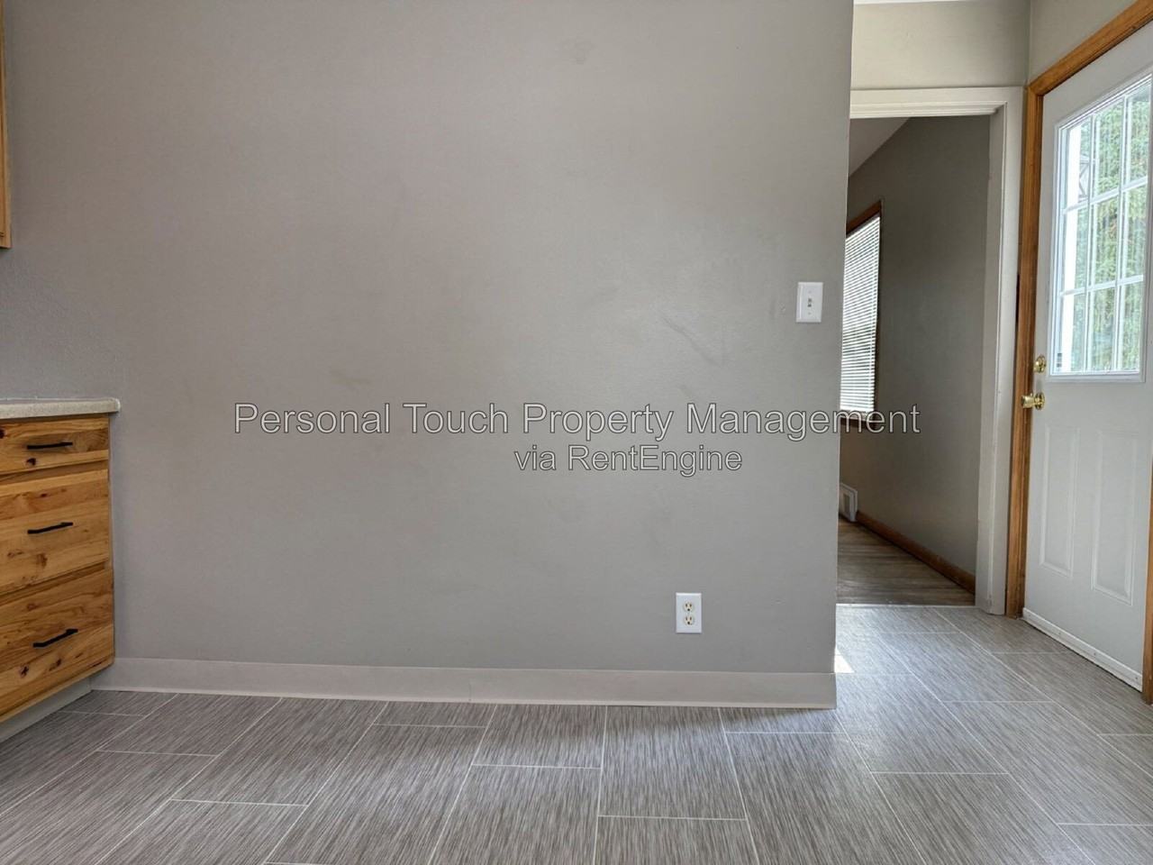 413 22nd St S - Photo 6 of 40