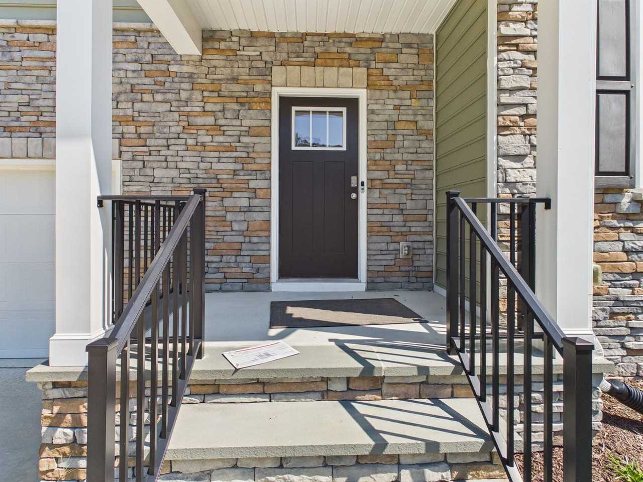 5701 Brailen Dr - Photo 4 of 46