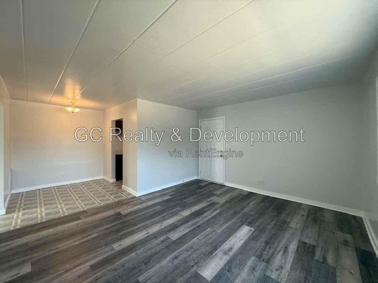 332 Wilson Ave #E - Photo 3 of 12