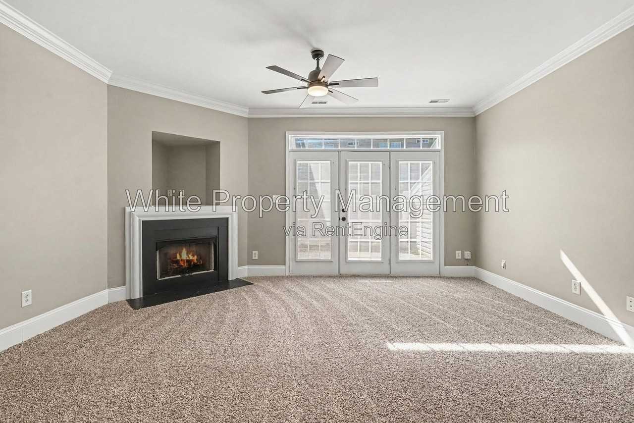 224 Ross Moore Ave - Photo 2 of 27