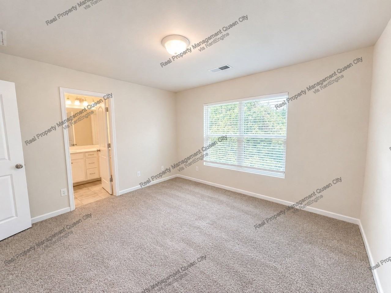2407 Lazette Dr - Photo 6 of 19