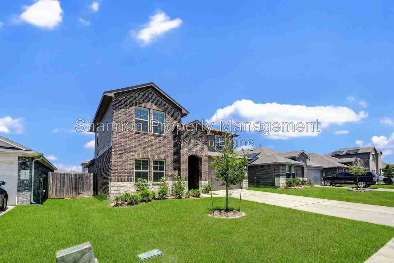 15348 Timber Preserve Ln - Photo 2 of 32
