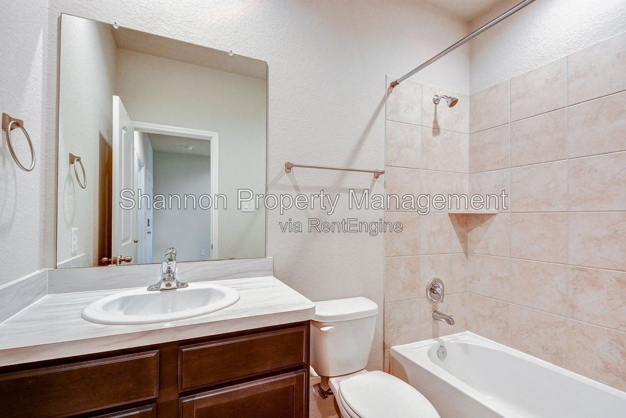 15348 Timber Preserve Ln - Photo 5 of 32