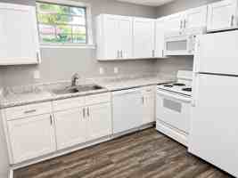 featured image of 802 Forest Dale Ln #B