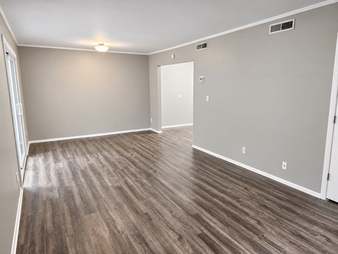 802 Forest Dale Ln #B - Photo 3 of 13