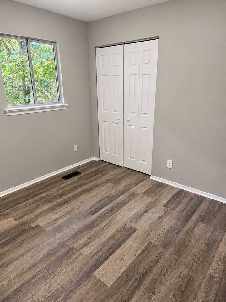 802 Forest Dale Ln #B - Photo 5 of 13