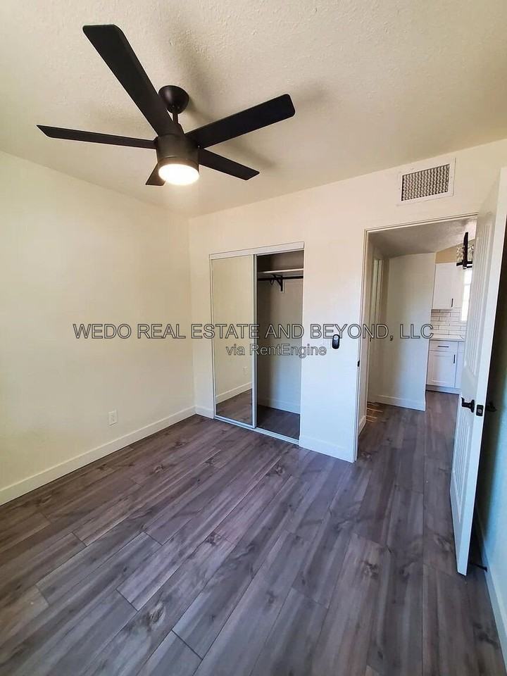 6643 N 60th Ave - Photo 4 of 9