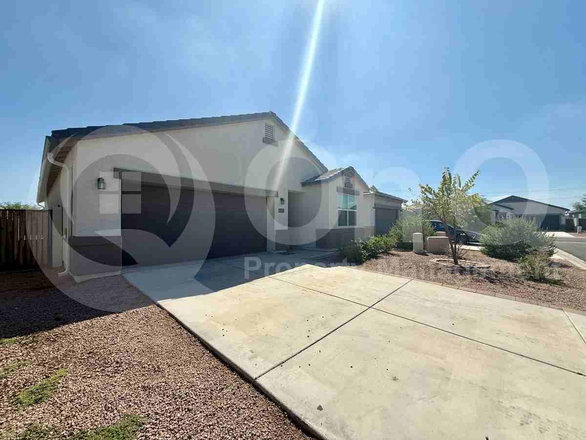 9345 E Greenhouse Rd - Photo 2 of 18