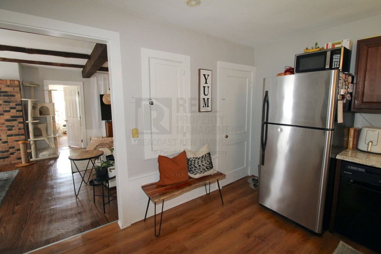 57 3rd St #57A - Photo 5 of 17